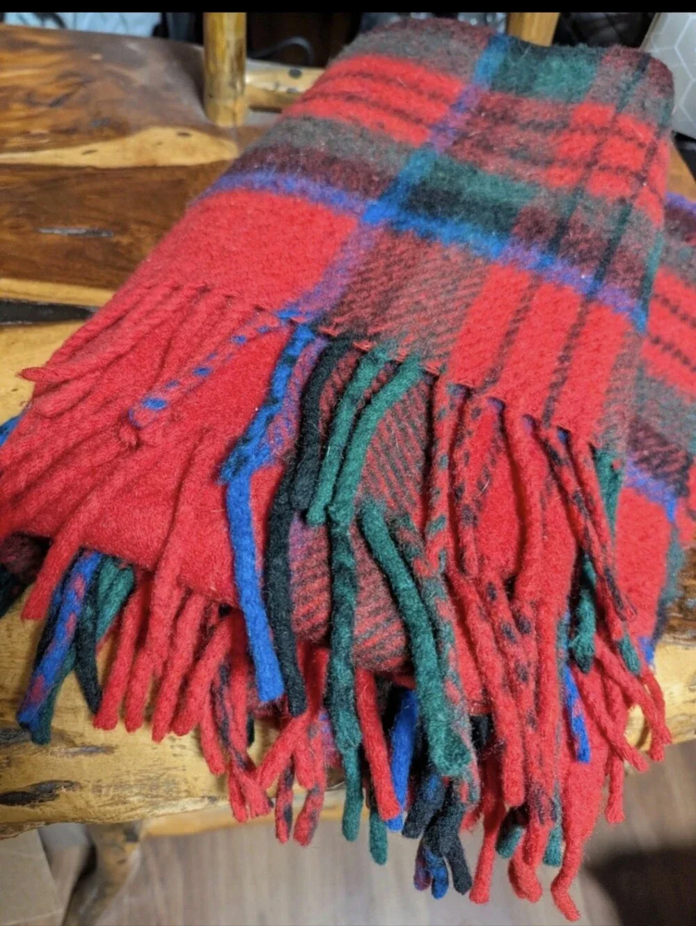 Beautiful Red MacDuff tartan 🧶 100% all wool 📍 Made in Scotland